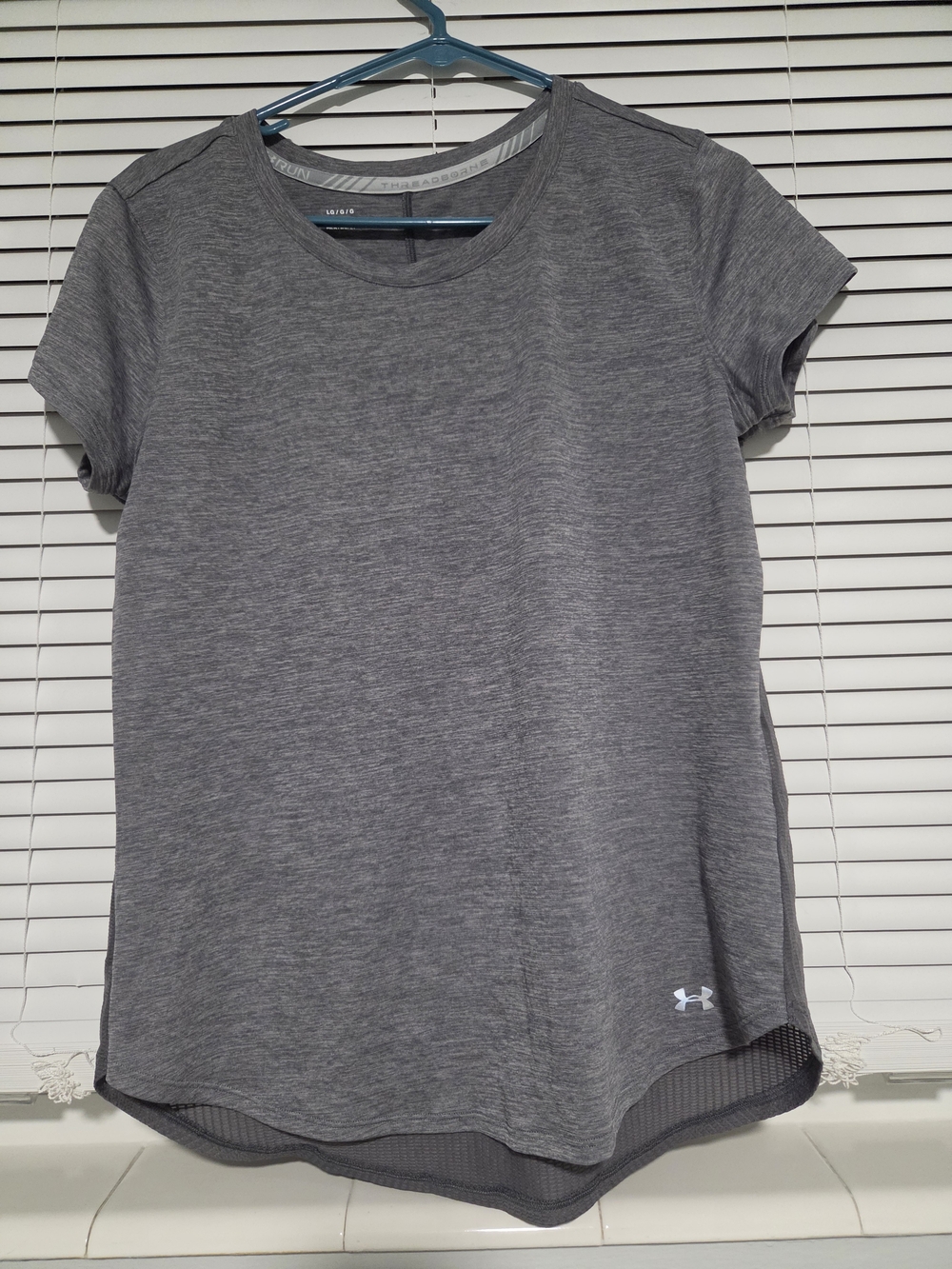 Under Armour Gray Women's Short-Sleeve Performance Heatgear Tee